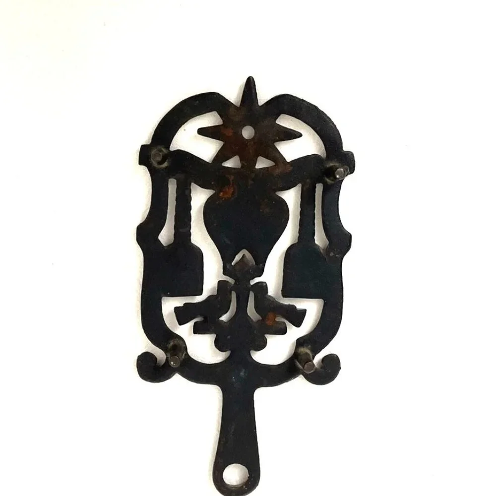 Vintage Cast Iron Trivet Hot Plate Painted Hanging Hearts Bluebirds & Star‎